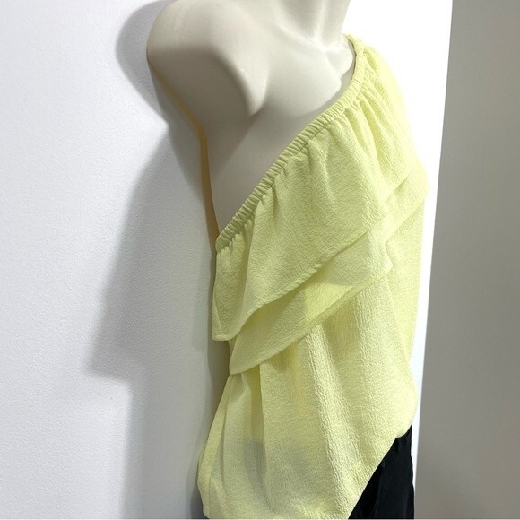 Apt 9 Women's Yellow Ruffle One Shoulder Boho Top Blouse Peasant - Picture 5 of 8